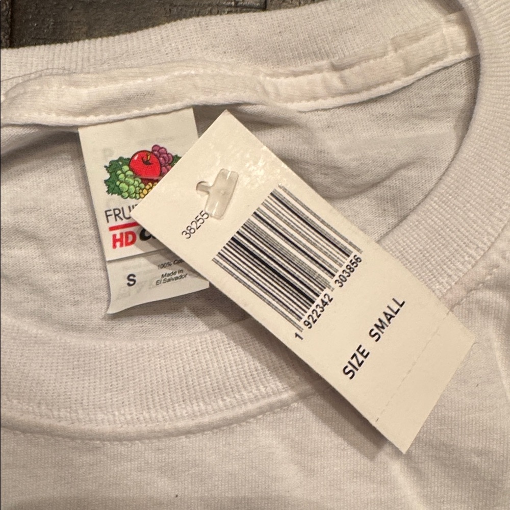 Send Memes Fruit of the Loom White T-Shirt. Size small. NWT. - Picture 8 of 10